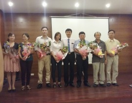 Chia tay giáo viên